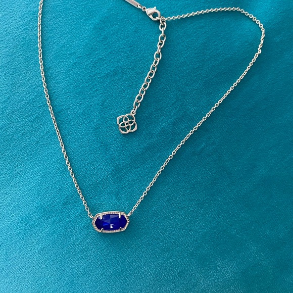 COPY - Kendra Scott Elisa Necklace - Picture 2 of 2